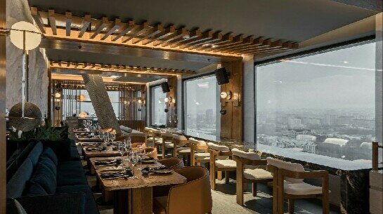 IWA. roofbar - restaurant