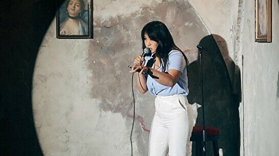 Female Stand up